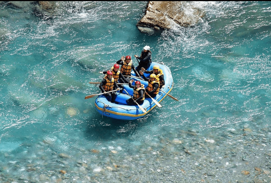 Akshay rafting